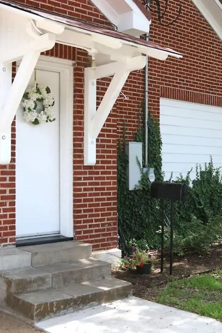 The Elvis House-1
